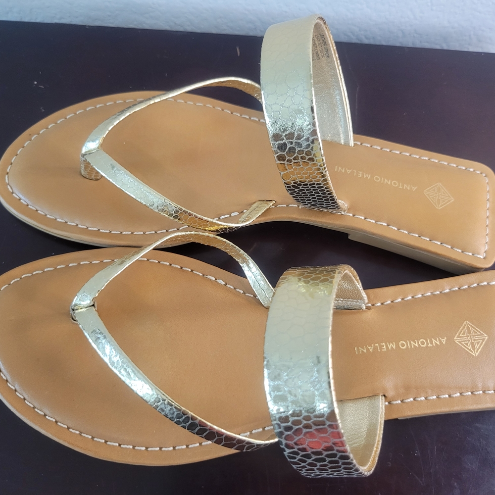 ANTONIO MELANI Metallic Gold Sandals - Picture 2 of 5